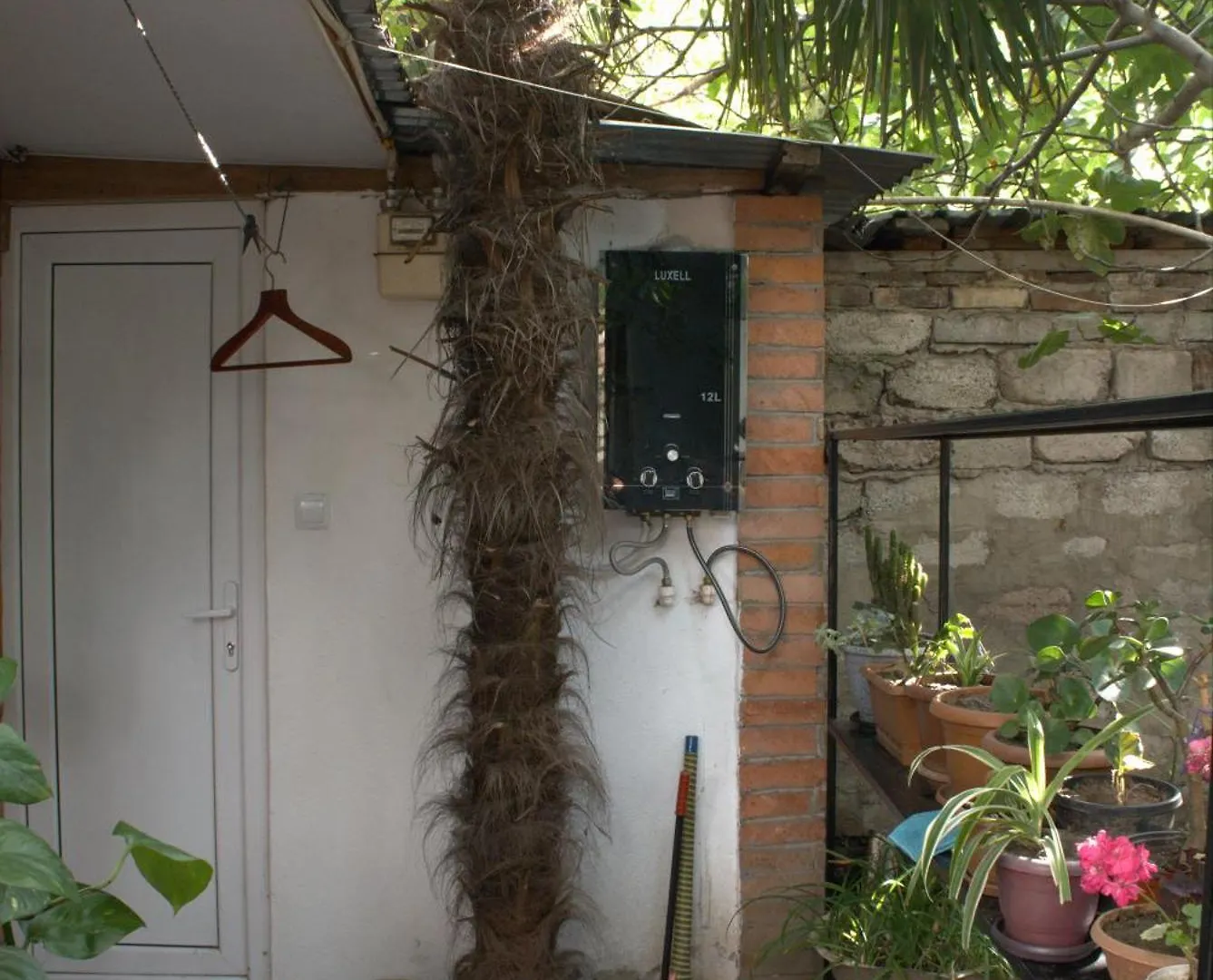 Cozy Studio With Garden Access Tbilisi Apartmán
